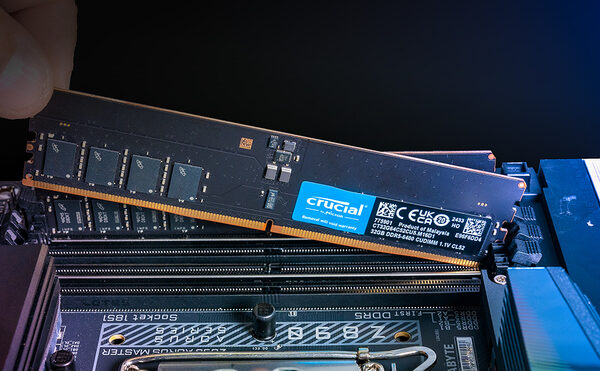 Micron убирает бренд Crucial с потребительского рынка, переключая внимание и инвестиции на растущий сектор искусственного интеллекта.