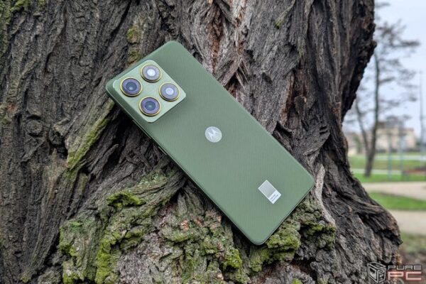 Motorola Edge 70 Ultra — грядет новый смартфон высокого класса. Мы познакомились с его дизайном и системой SoC.