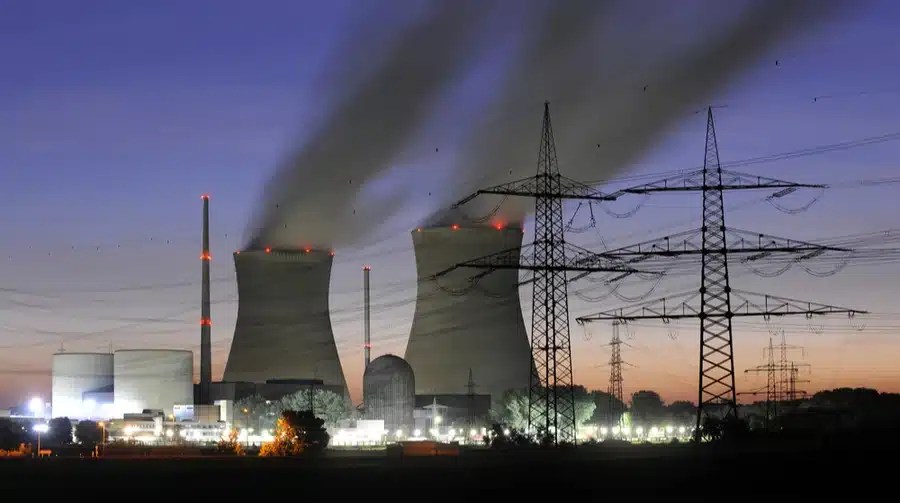 Центры обработки данных с искусственным интеллектом резко увеличивают потребление электроэнергии и воды