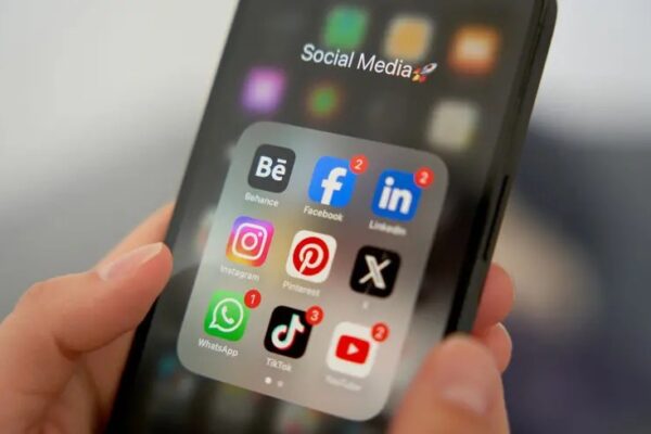 Компания Samsung назвала топ приложений, наиболее скачиваемых владельцами устройств Galaxy осенью 2025 года.