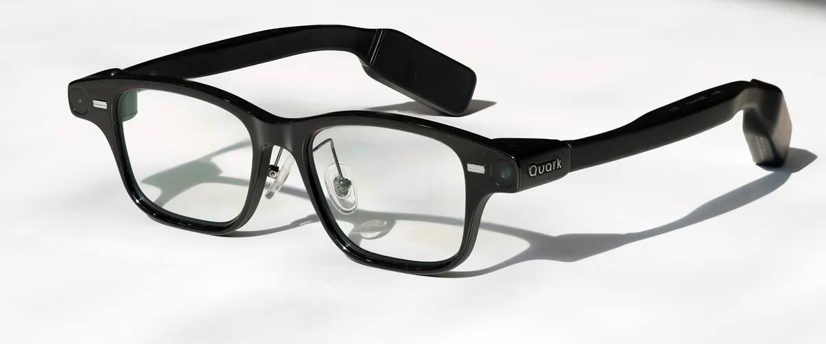 Умные очки Quark AI от Alibaba поступили в продажу по цене 270 долларов.