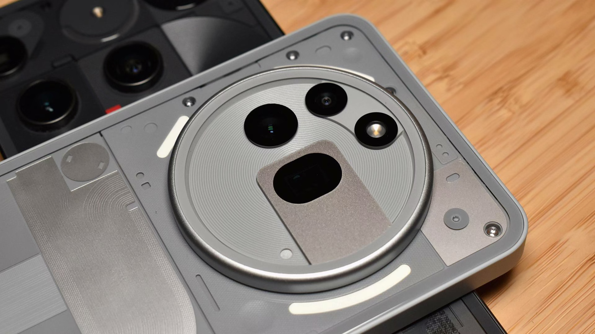 Nothing OS 4.0 с Android 16 выйдет для серий телефонов (3a), (2) и (2a) с разными сборками в зависимости от модели.