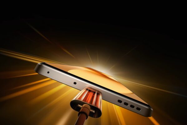 Realme 16 Pro: утечка показывает камеру на 200 МП, экран с частотой 144 Гц и аккумулятор емкостью 7000 мАч