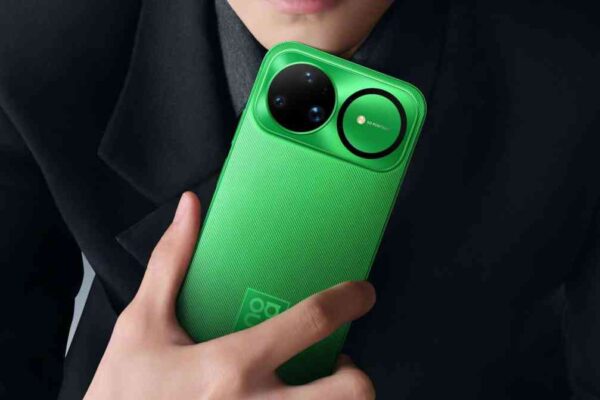 Huawei раскрыла окончательный дизайн Nova 15 Ultra — камеру с двумя кольцами