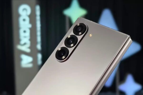 Будущие смартфоны Samsung могут получить аккумулятор емкостью 20 000 мАч: сообщается о разработке двухслойного аккумулятора