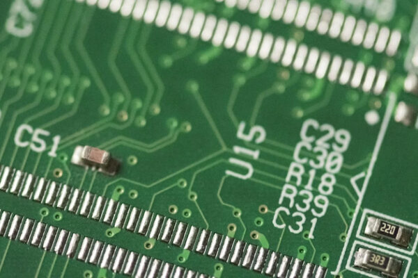 Оперативная память DDR5 слишком дорогая? Создайте свой собственный дешевле! Интересное решение, требующее некоторого времени и навыков пайки.