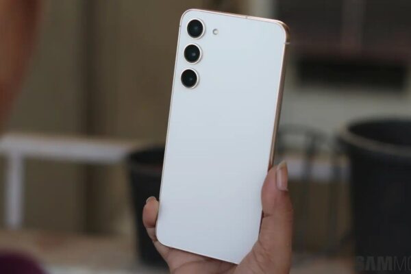 Samsung выпускает ноябрьское обновление безопасности для Galaxy S23 FE: исправлено 25 уязвимостей, One UI 8.5 все еще на горизонте