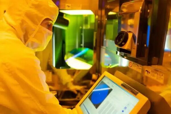 Micron инвестирует $9,6 млрд в завод по производству памяти HBM в Японии