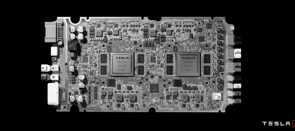 Разворот: Илон Маск объявляет, что чип AI5 «почти готов» через полгода после того, как он был «завершен»