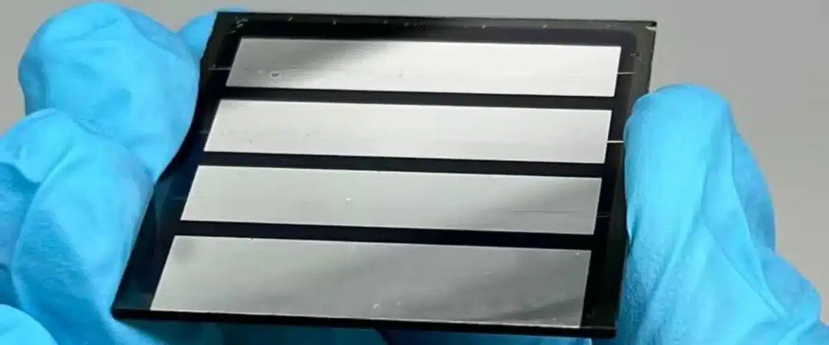 Новый прорыв: перовскитные фотоэлектрические элементы с эффективностью 25,4% и повышенной стабильностью