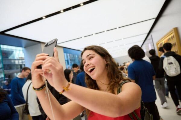 iPhone Air 2 попытается решить проблему автономности с помощью тонкого дисплея