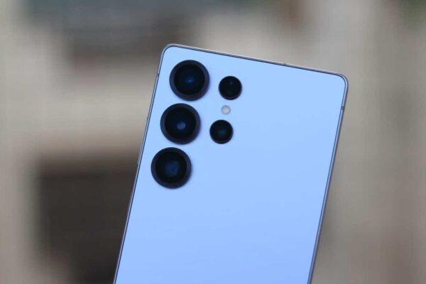 Samsung обновила камеры Galaxy S27 Ultra, но телеобъектив остался прежним: первые подробности