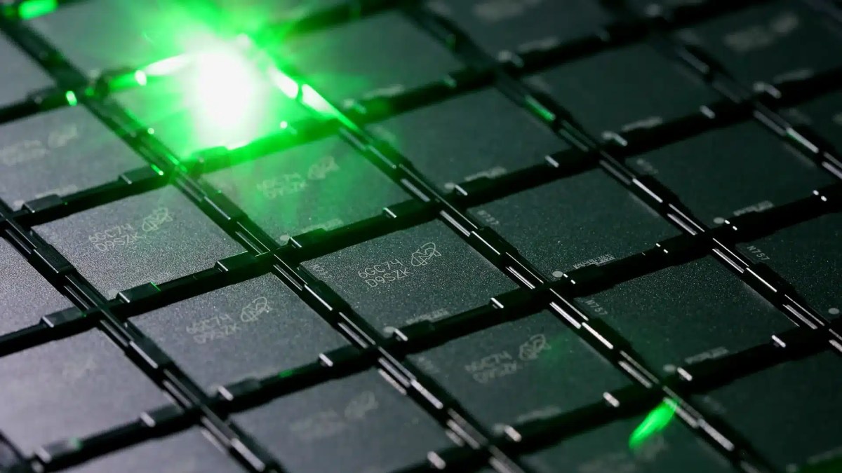 Ускорители искусственного интеллекта достигли предела скорости HBM, и проблема серьезнее, чем нехватка памяти