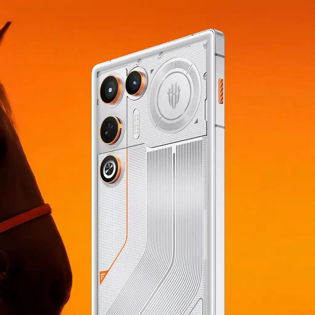 Прозрачный корпус и RGB-подсветка логотипа: Nubia публикует тизеры Red Magic 11 Air