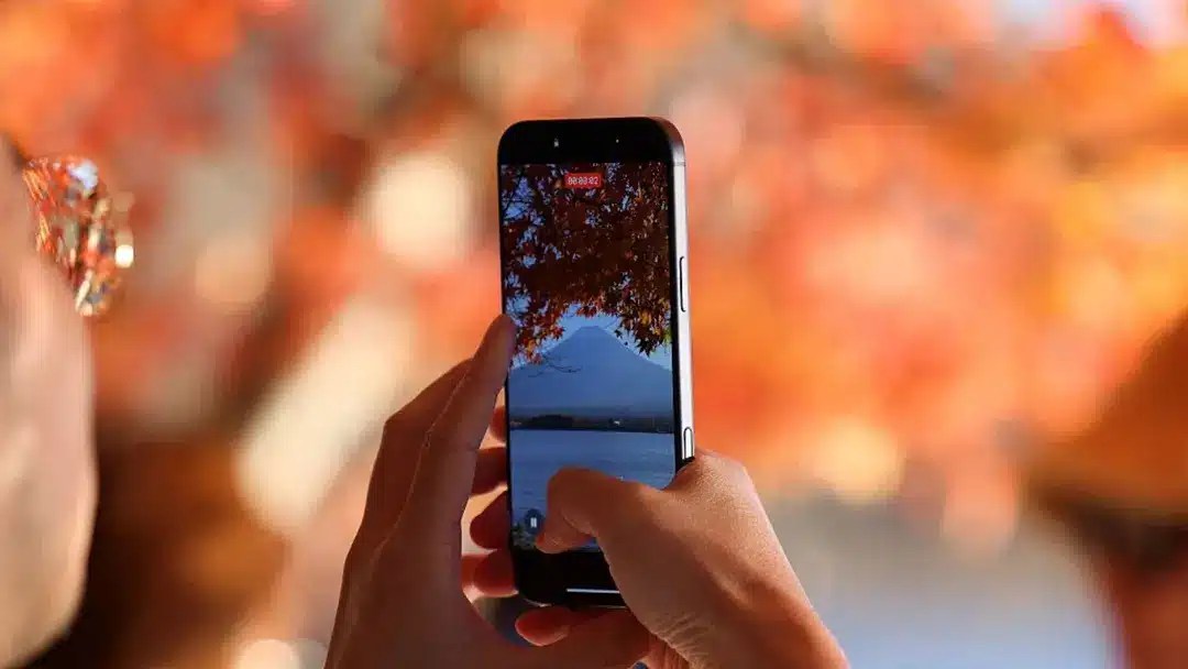 Революция в чипах: как фононный лазер меняет будущее коммуникаций?