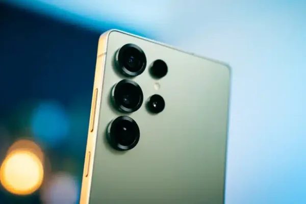 Samsung официально анонсировала свою новую революционную защиту: больше не нужно подглядывать в экран