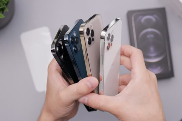 Как будут выглядеть поставки смартфонов в 2025 году? Apple — лидер, и сразу за ним... Посмотрите новую статистику