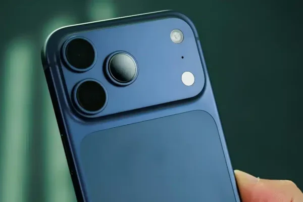 Революция в аккумуляторах iPhone 18: секрет новой, большей емкости от Apple