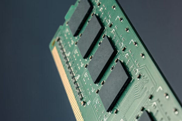 Оперативная память DDR3 становится дороже по сравнению с дорогими DDR4 и DDR5. Интерес к типу 2007 года, похоже, растет.