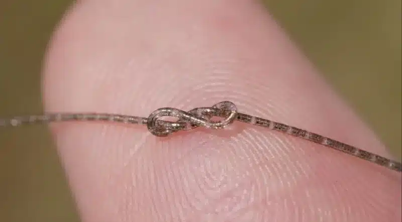 В Китае создали процессор в виде тонкой упругой нити с миллионами транзисторов