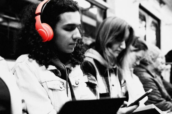 Миллионы аудиоустройств уязвимы для взлома и отслеживания — обнаружена уязвимость Google Fast Pair