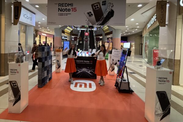 Xiaomi показывает серию Redmi Note 15 с интерактивной зоной в торговом центре Софии