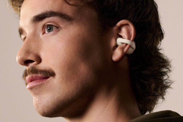 Sony LinkBuds Clip: наушники для людей, которые не хотят отрываться от реальности