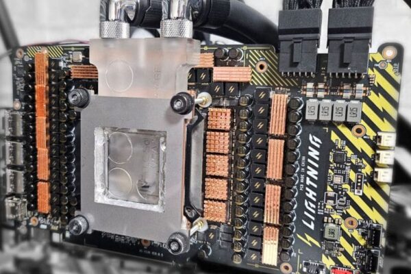 MSI создает самую быструю GeForce RTX 5090 — энтузиасты разгоняют RTX 5090 Lightning Z до 3,75 ГГц