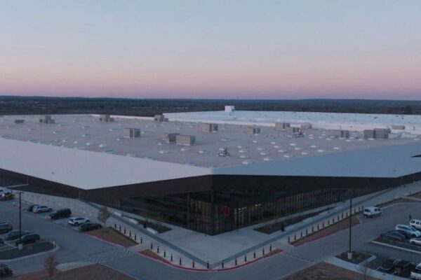 SpaceX удвоит производство терминалов Starlink в этом году — спутниковый интернет может подешеветь