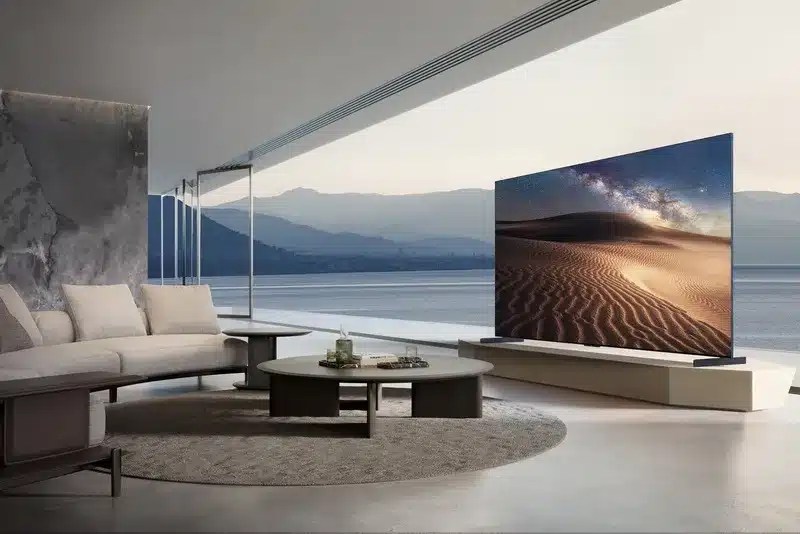 Телевизоры подешевели более чем на 90% с 2000 года благодаря массовому производству и конкуренции.