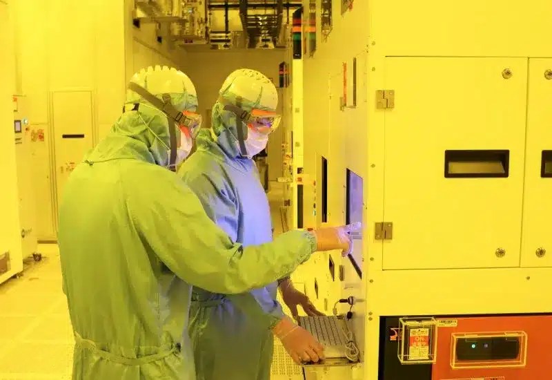 Бум искусственного интеллекта продолжает наполнять карманы TSMC: прибыль подскочила на 35%, выручка впервые превысила $100 млрд