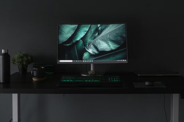 Что происходит с компьютерными системами? Windows 11 сейчас более популярна, чем когда-либо, а Linux постепенно набирает популярность. Статистика за январь 2026 года