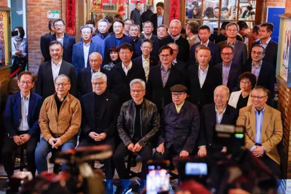 Дженсен Хуанг: TSMC необходимо удвоить свои мощности в ближайшее десятилетие