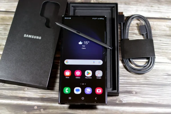 Действительно ли режим полета ускоряет зарядку смартфона? Настоящий эксперимент с Samsung Galaxy S24 Ultra