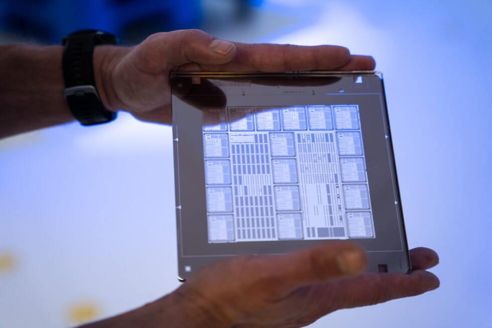 Процессоры Apple достигают предела своих возможностей. Посмотрите, какая технология заменит кремний