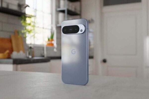 Google использует FaceTime для рекламы нового Pixel 10a