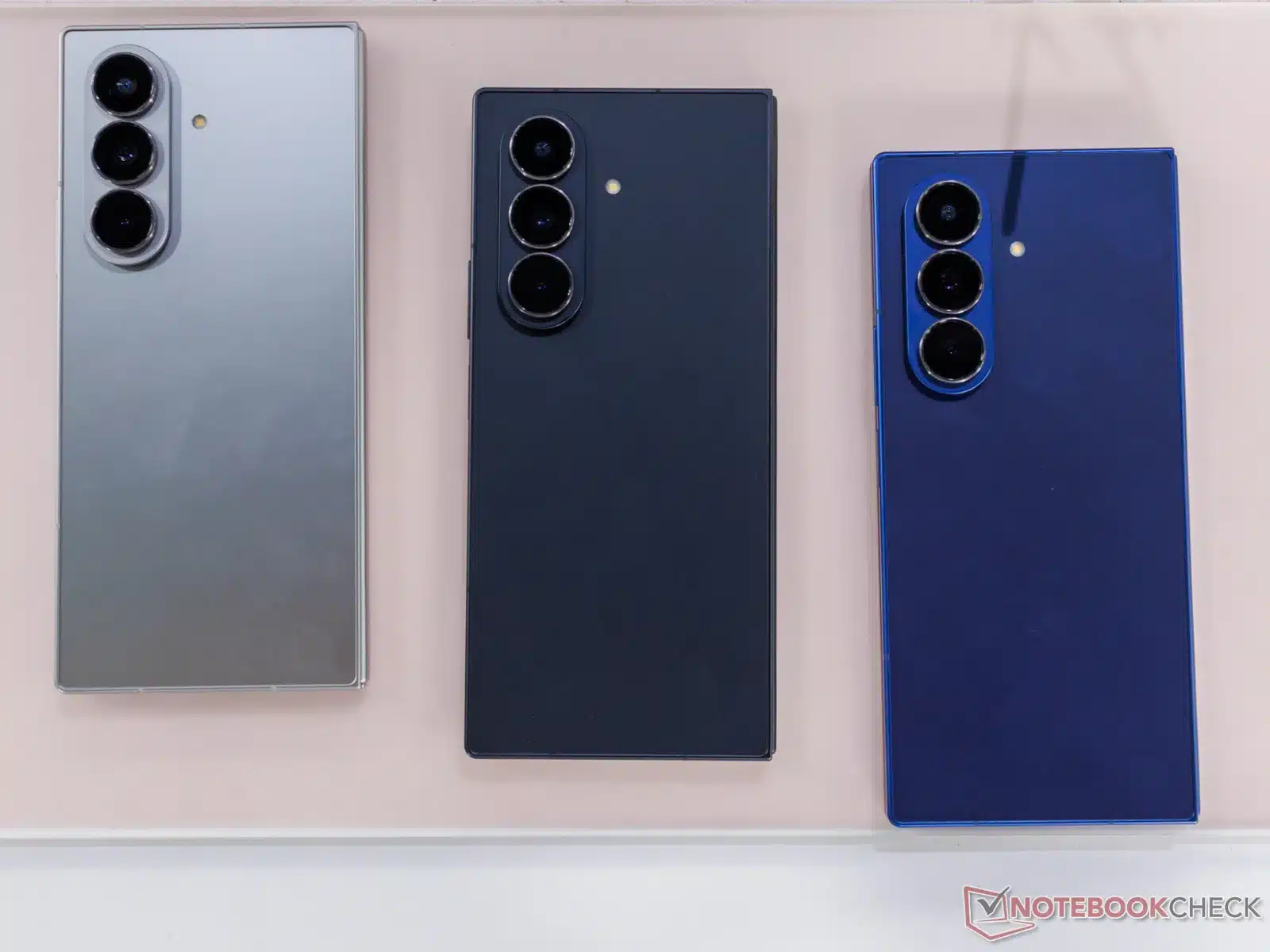 Samsung готовит глобальный ответ на iPhone Fold: что мы знаем о загадочном SM-F971