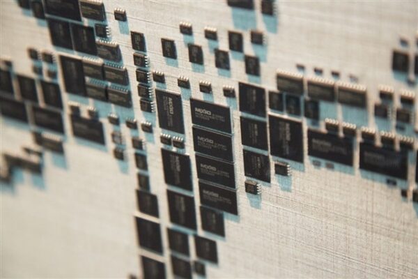 ИИ сделает и без того дефицитную память SLC NAND на 400-500% дороже