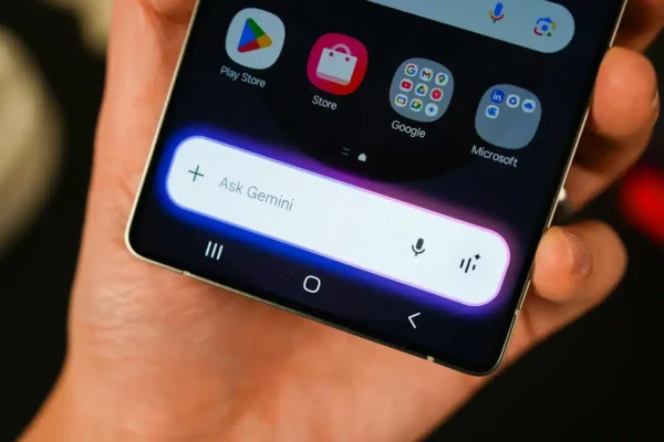 Google Gemini научится управлять смартфоном — в коде уже раскрыта новая функция