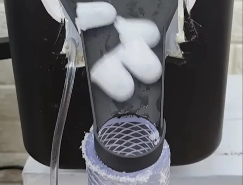 Энтузиаст адаптирует льдогенератор для охлаждения процессора