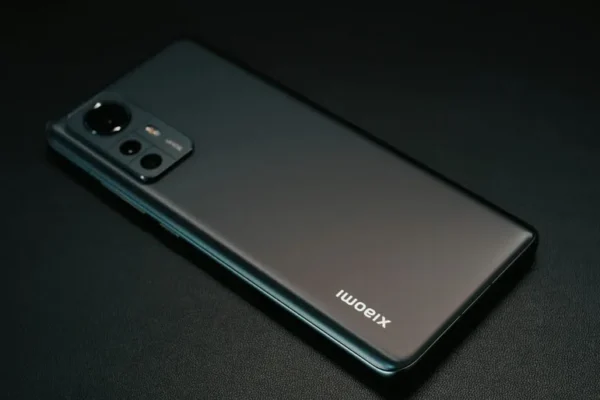 Пользователи сообщают о кирпичных смартфонах после HyperOS 3 — причина — контроль над «серым» рынком