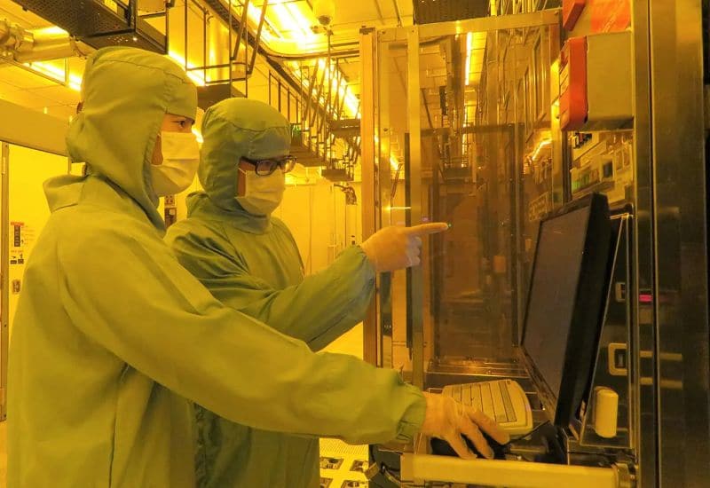 Война на Ближнем Востоке угрожает нехваткой электроэнергии, гелия и брома для производства чипов