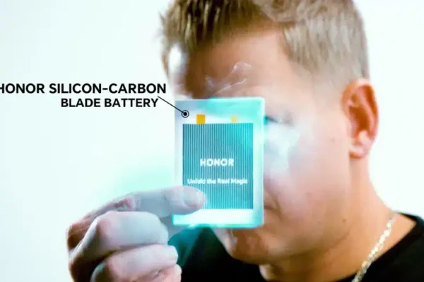 Honor представила Blade Battery — кремний-углеродный аккумулятор для складных смартфонов емкостью более 7000 мАч