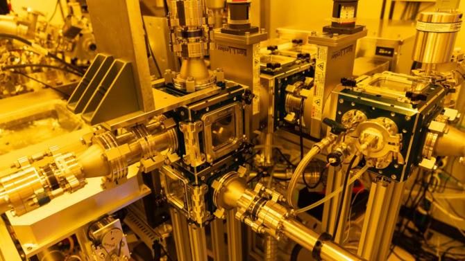 Кислород в литографической камере. Этот простой трюк IMEC может ускорить производство новейших чипов на 20 процентов.