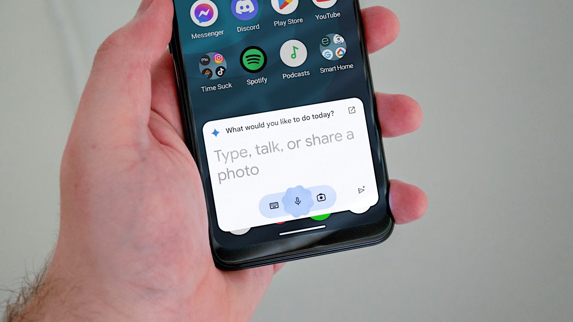 Каждый четвертый пользователь Android-смартфона игнорирует его встроенные функции искусственного интеллекта