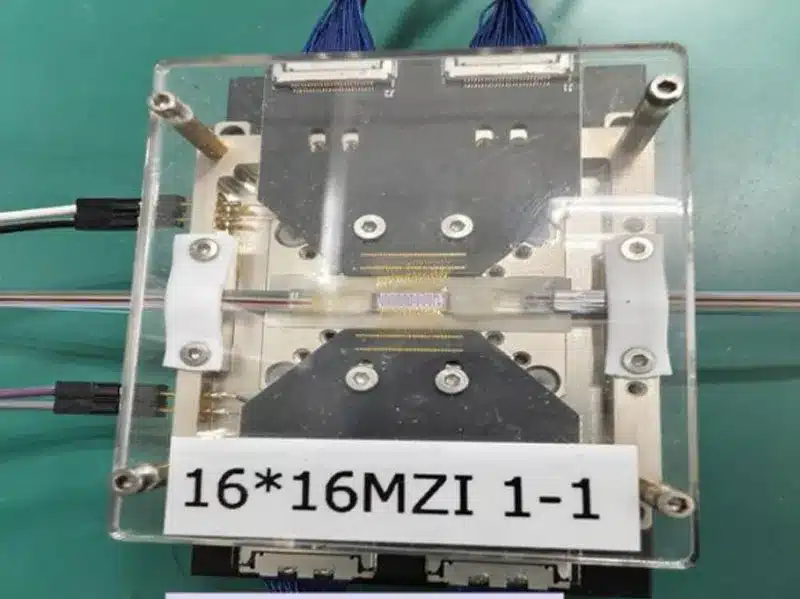 Китайцы научили роботов «думать» со скоростью света — кремниевая фотоника набирает обороты