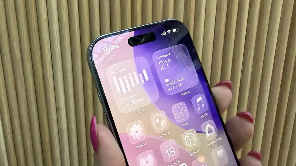 Apple планирует радикально новый дизайн к своему 20-летию: чего ожидать от «iPhone 20»?