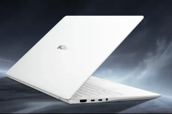 Honor MagicBook Pro 14 2026 дебютирует с огромной батареей, чипами Intel Core Ultra Series 3 и весом 1,37 килограмма