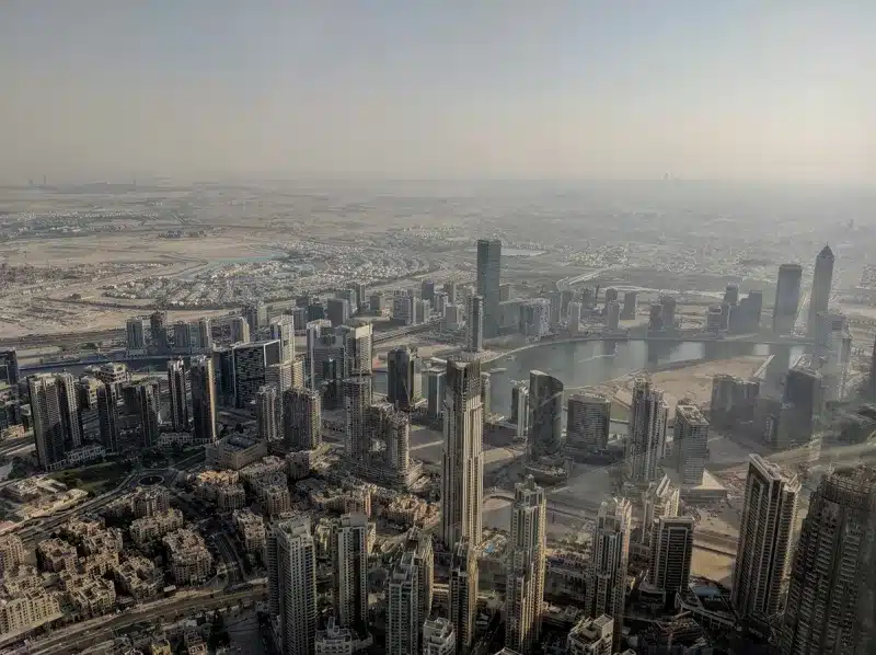 Эскалация конфликта на Ближнем Востоке угрожает буму центров обработки данных искусственного интеллекта в регионе