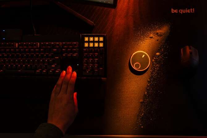 Вот и помолчим! Dark Sweeper 1426W, первый в мире блок питания со встроенным роботом-пылесосом